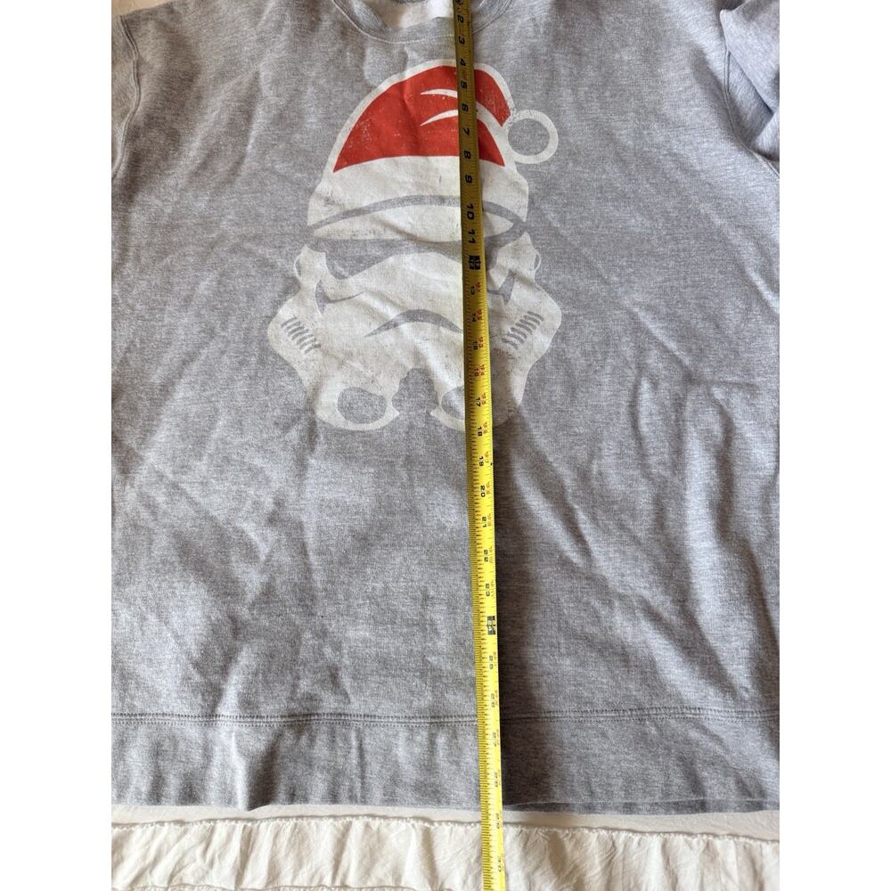 Star Wars Stormtrooper Santa Hat Graphic Gray Pullover Crewneck Sweatshirt - Picture 4 of 4